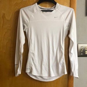 Nike tech shirt